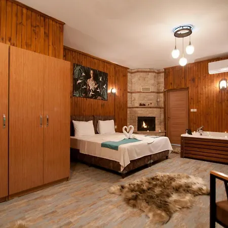 Hotel Germenicia Butik 3*